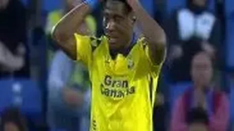 斯图加特迎战勒沃库森 第32轮德甲对决